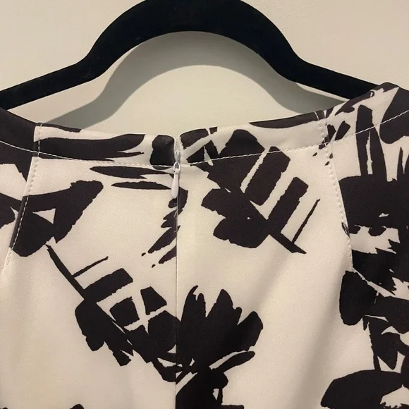 Calvin Klein Black and White Floral Dress - Picture 4 of 6